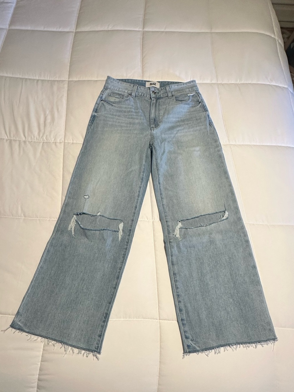NWOT Paige Sasha Ankle Jeans 26